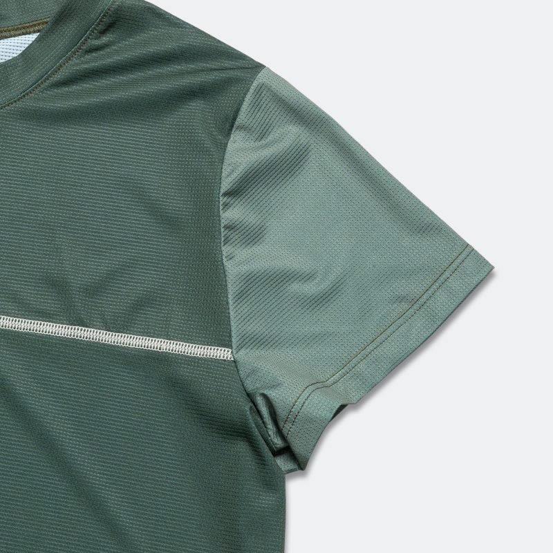 erniold ss24 womens run tee ss dark moss 4