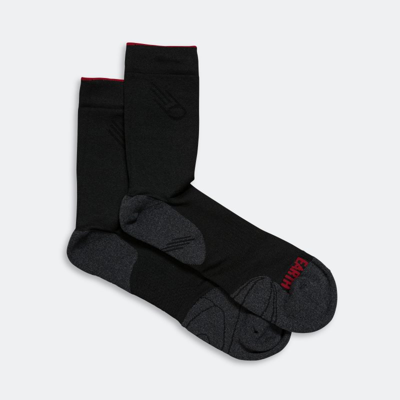 near earth distance running socks black 2