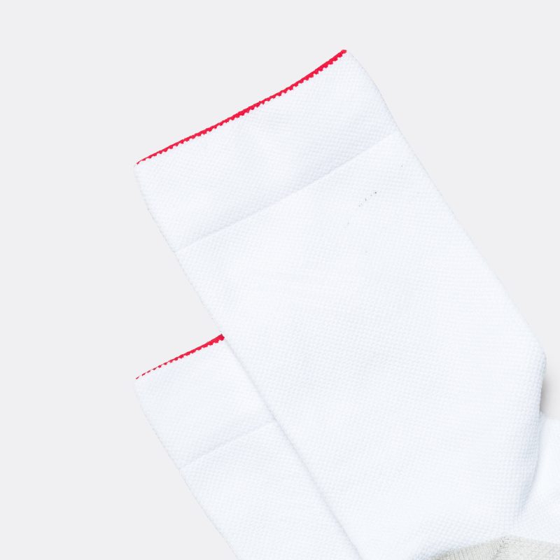 near earth running socks white 3