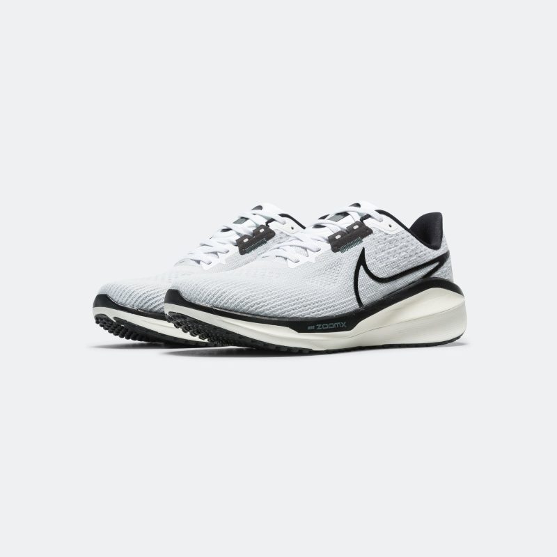 nike mens vomero 17 white pure platinum vintage green 2