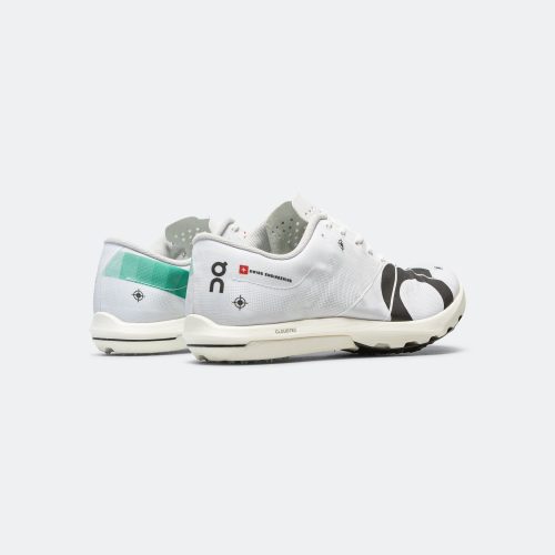 on running mens and womens cloudspike 10000m undyed white mint 3