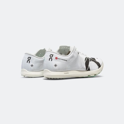 on running mens and womens cloudspike 1500m undyed white mint 3 3a2de54b 1d0d 485b bacf 531127f929a0