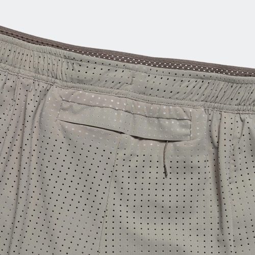 satisfy running space o 2.5 inch distance shorts dry sage 6