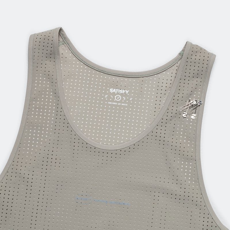 satisfy running space o singlet dry sage 3