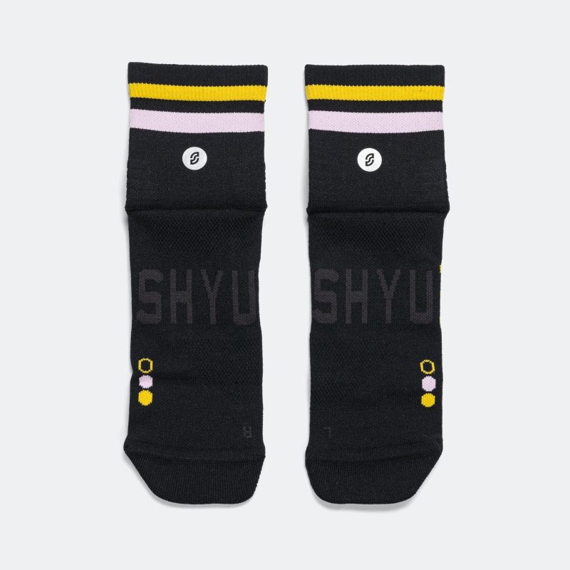 shyu running socks black orange 2