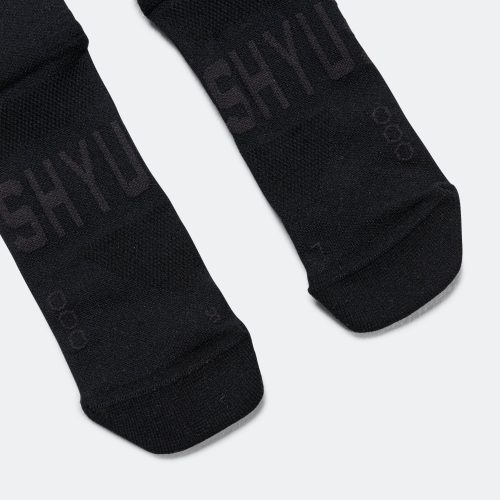 shyu running socks quarter crew black black black 4