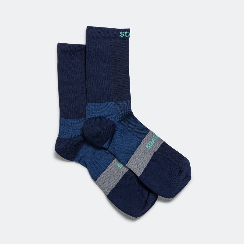 soar running crew socks fluro navy 2