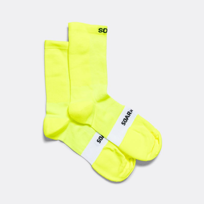 soar running crew socks fluro yellow 2