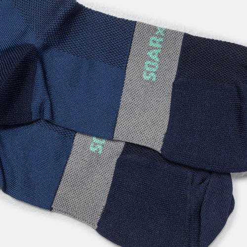 soar running crew socks navy 4