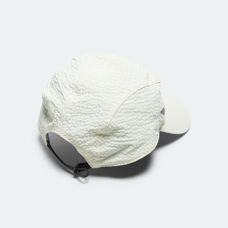 soar running dart cap white 2