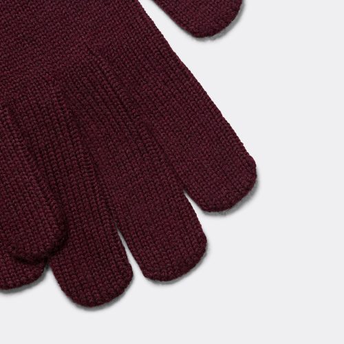 tracksmith running harrier gloves berry 4