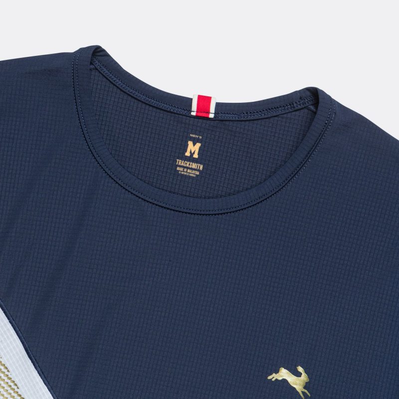 tracksmith running mens strata ss tee navy 2