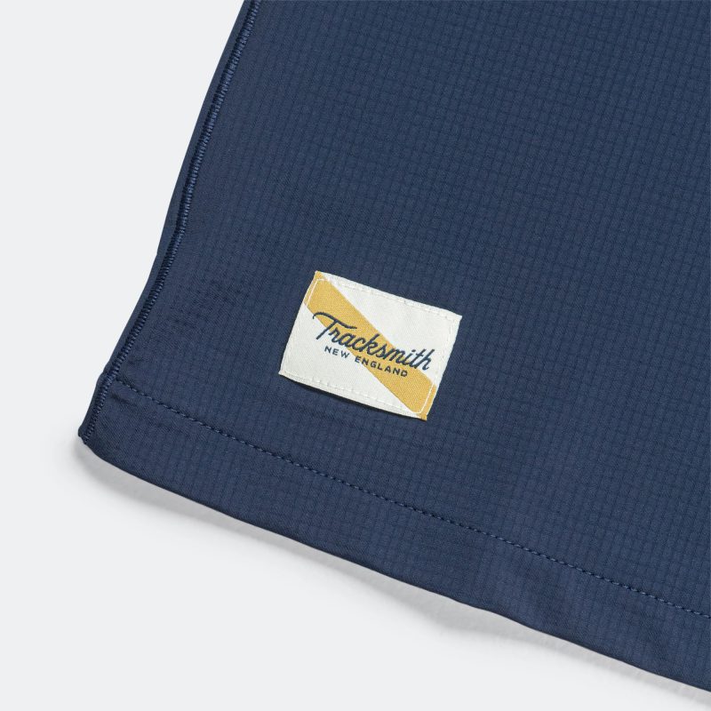 tracksmith running mens strata ss tee navy 6