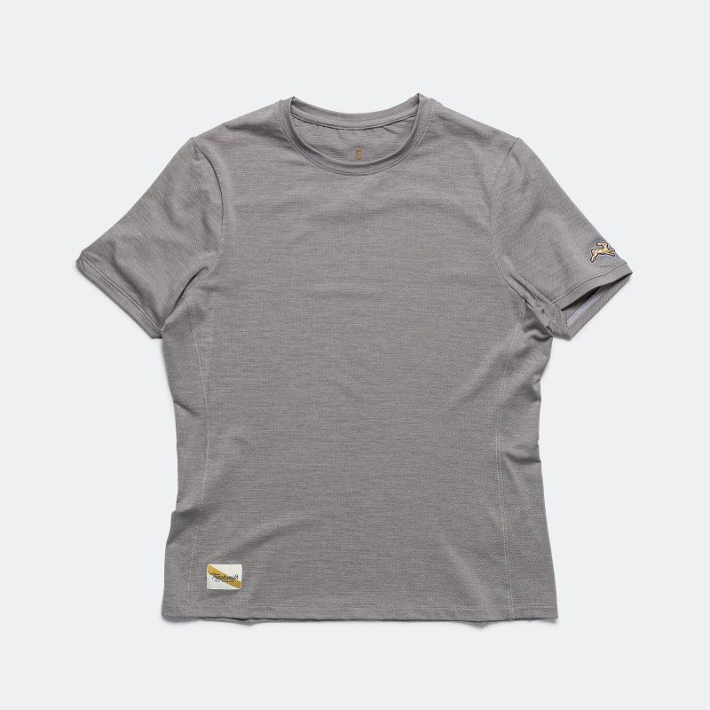 tracksmith running womens session tee frost grey 1