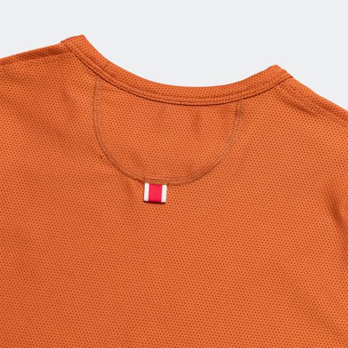 tracksmith running womens van cortlandt tee brick red caramel 7